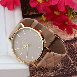 Leather Quartz Wrist Watch For Women